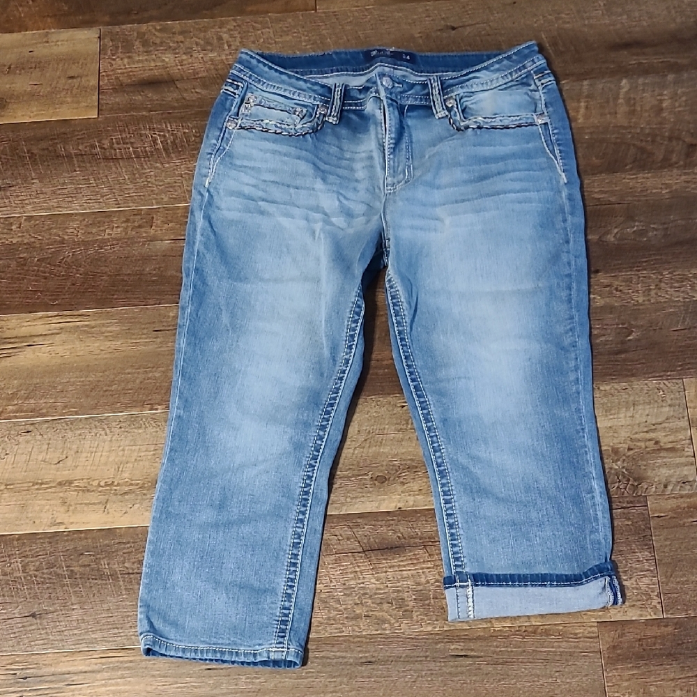 Miss Me Light Wash Cropped Jeans